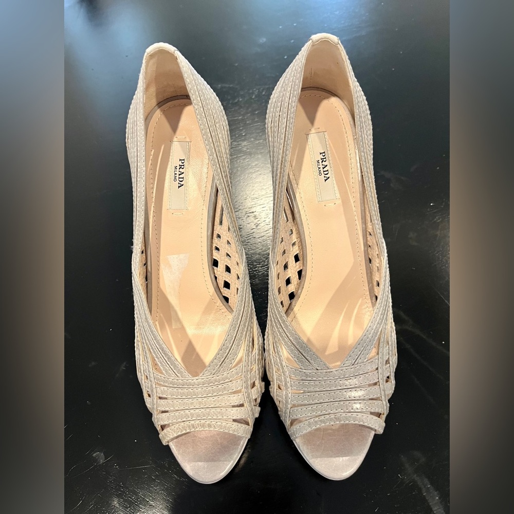 prada heels